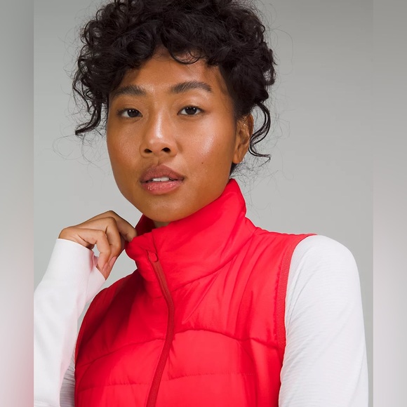 NWT Lululemon Down For It All Vest - Picture 5 of 7